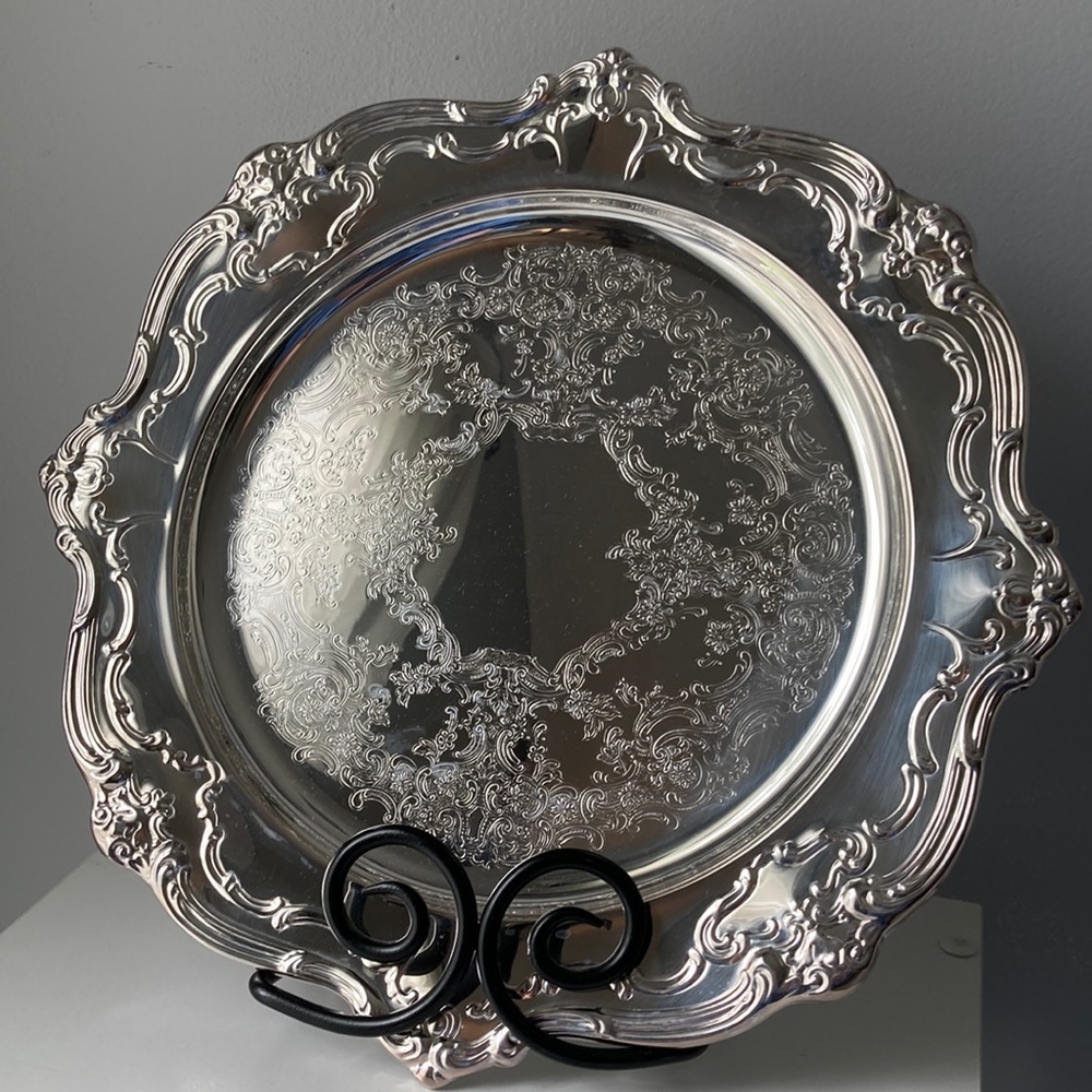 VINTAGE -1990. Gorham 13 in. Silver Plated Round Tray